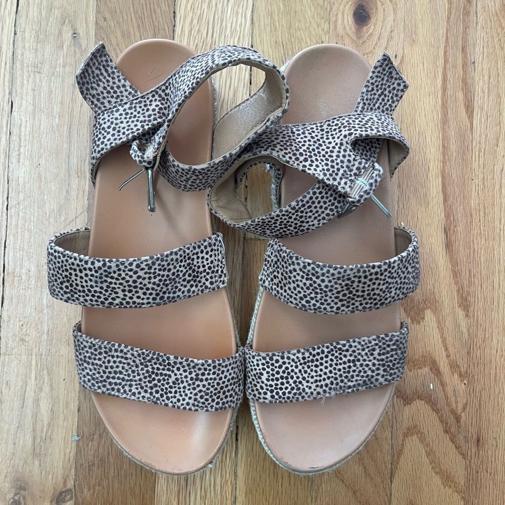 Leopard Platform Sandal!